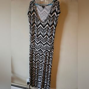 Short Sleeve Maxi